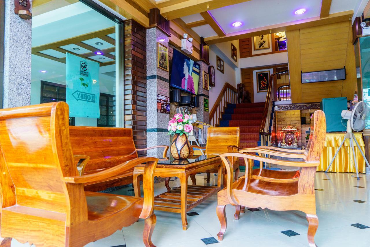 Siri Hotel Nakhonratchasima Екстериор снимка