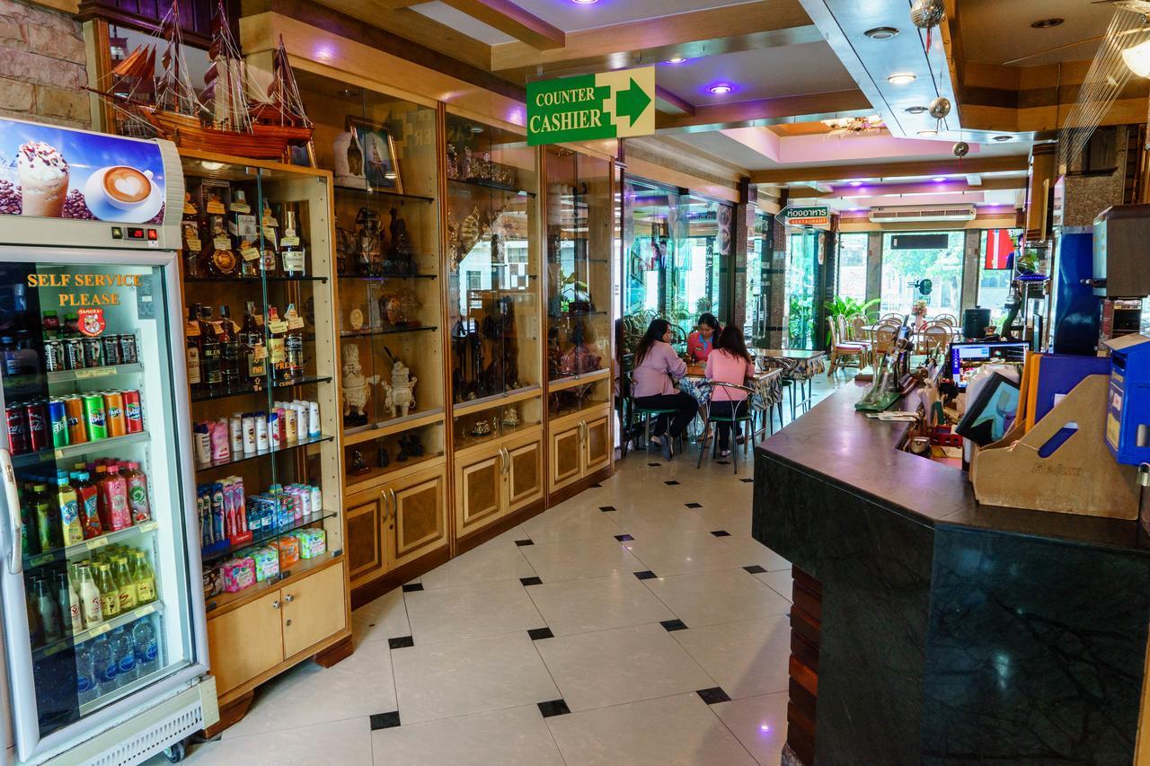 Siri Hotel Nakhonratchasima Екстериор снимка