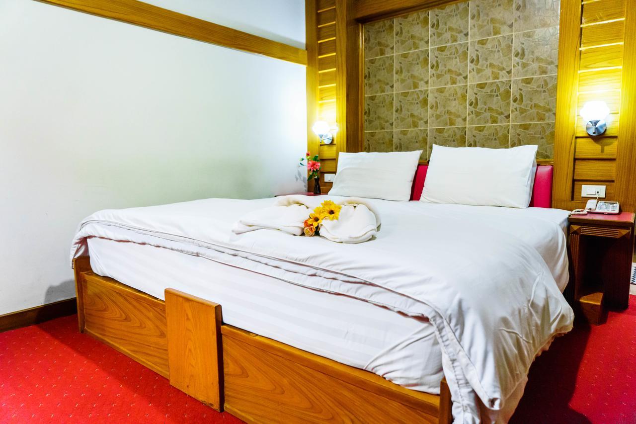 Siri Hotel Nakhonratchasima Екстериор снимка