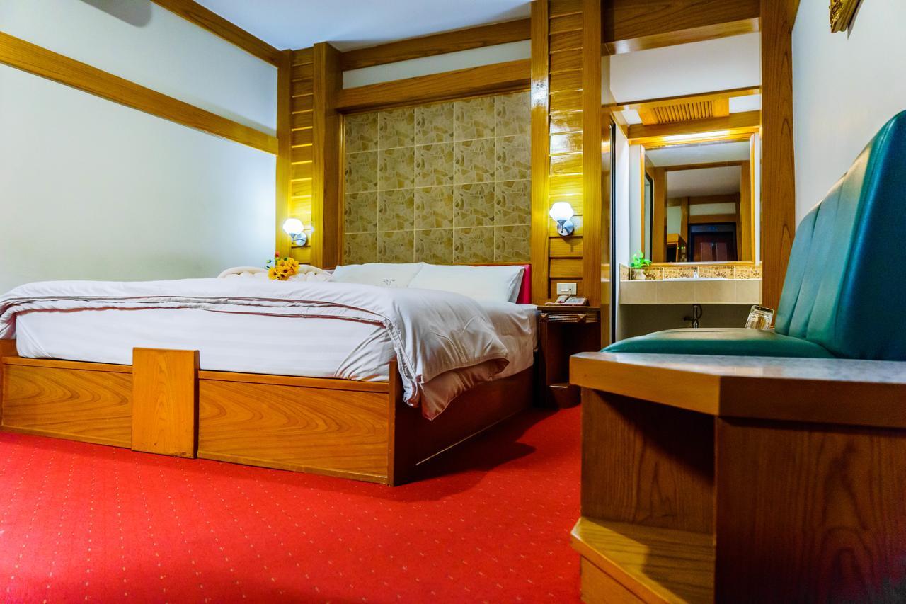 Siri Hotel Nakhonratchasima Екстериор снимка