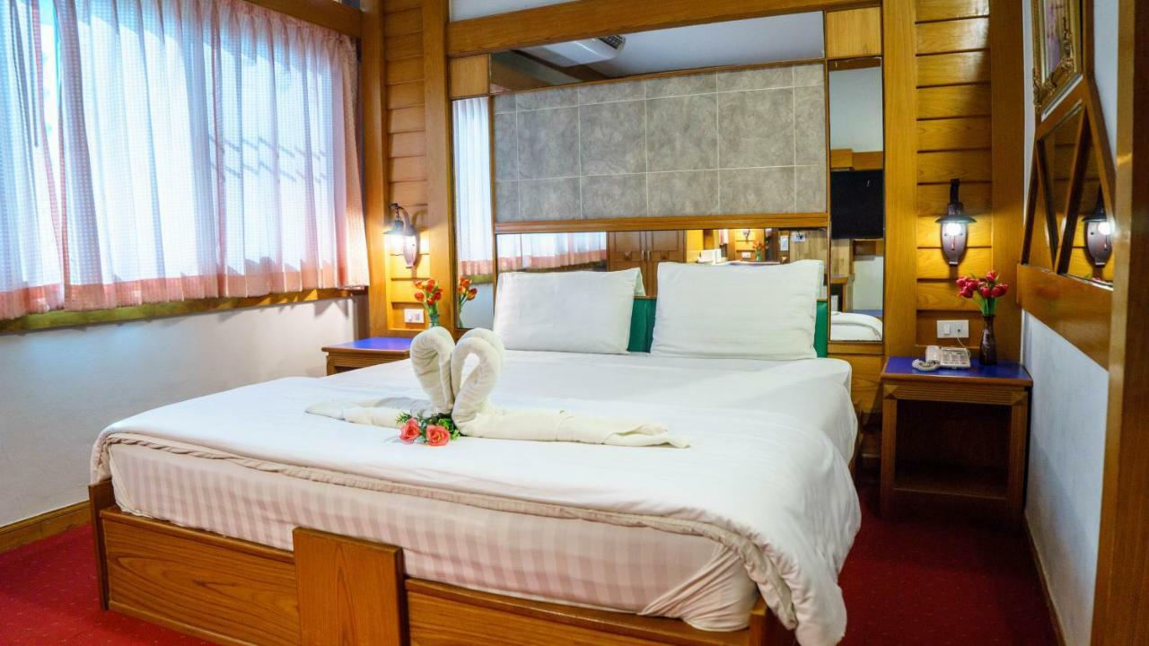 Siri Hotel Nakhonratchasima Екстериор снимка