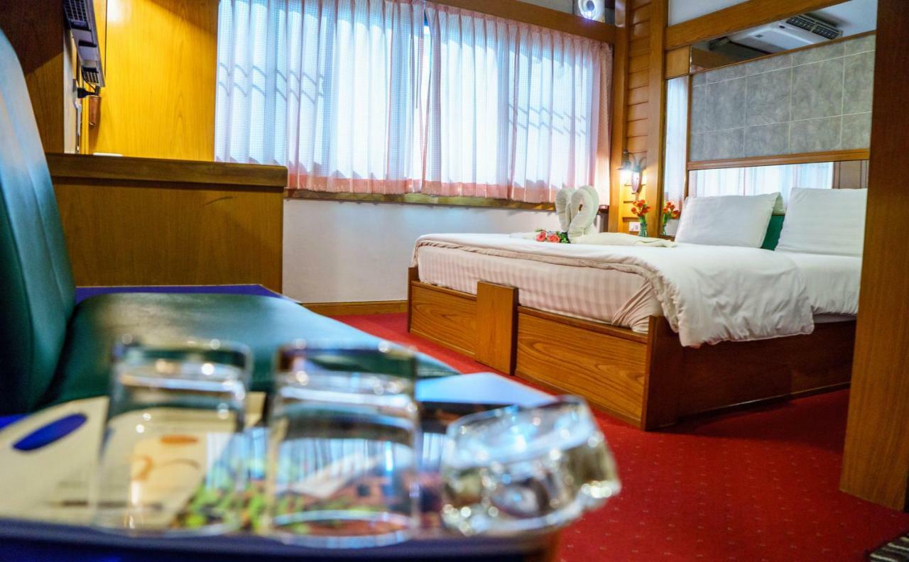 Siri Hotel Nakhonratchasima Екстериор снимка