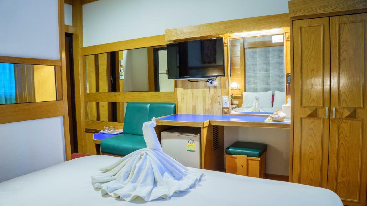 Siri Hotel Nakhonratchasima Екстериор снимка