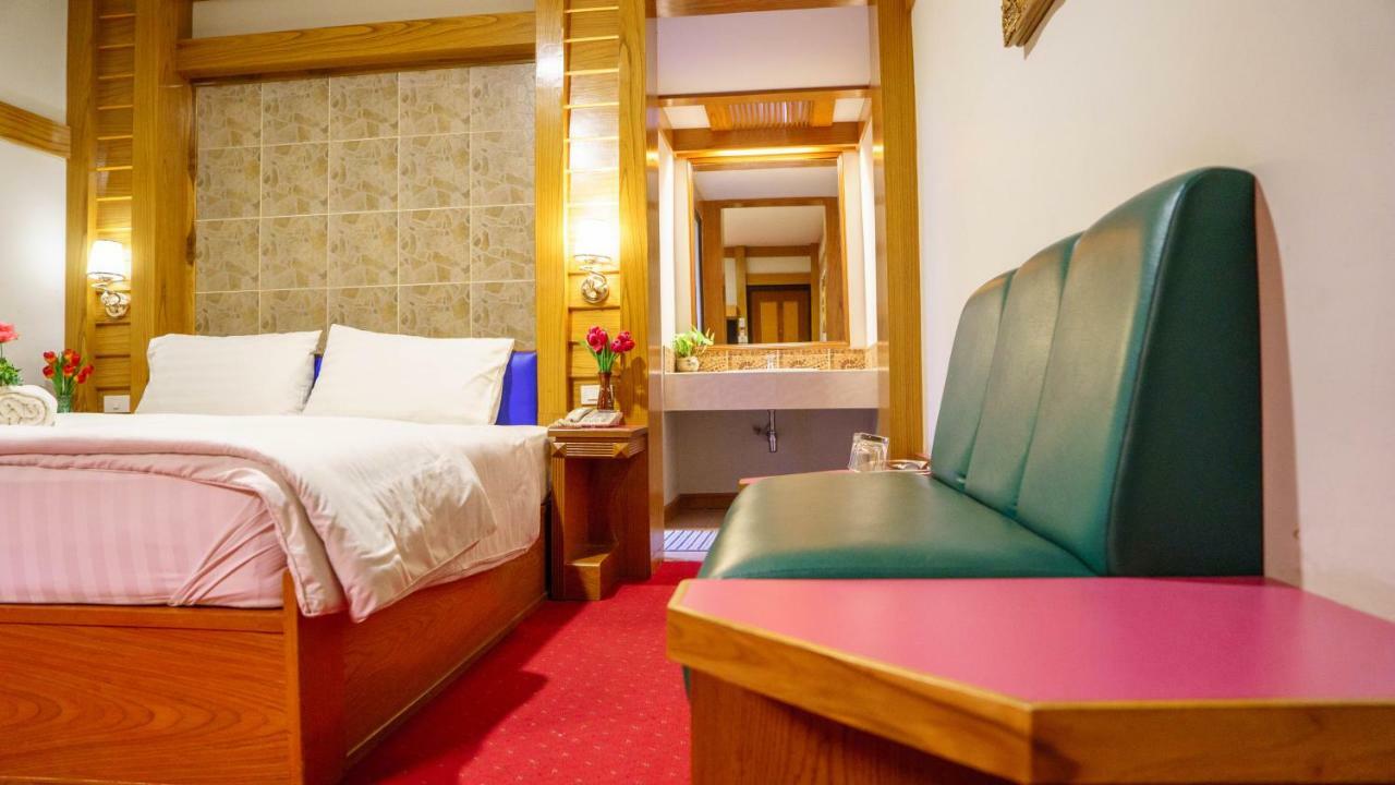 Siri Hotel Nakhonratchasima Екстериор снимка